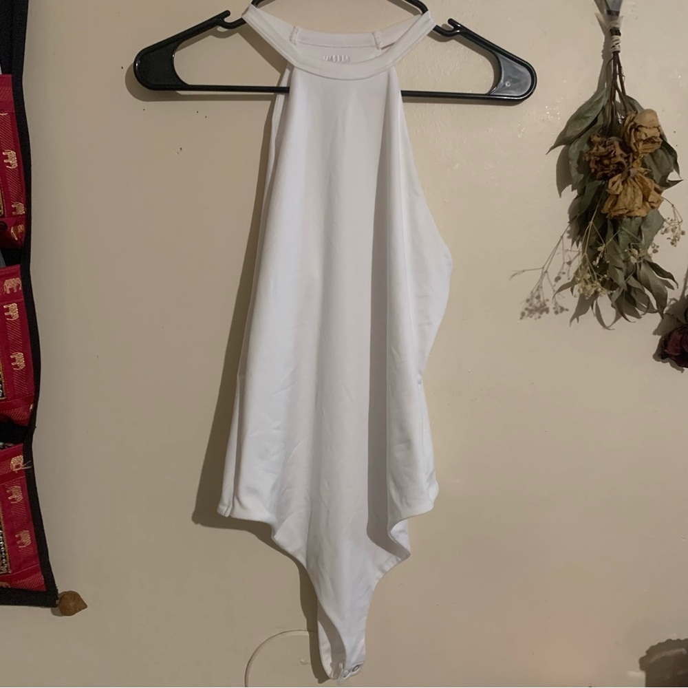 MADDEN NYC M White halter tank bodysuit